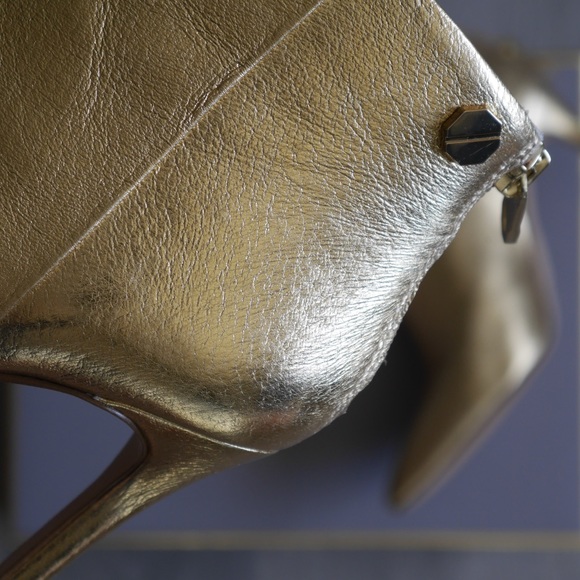 Louise et Cie | style Lo-Sonya | gold point toe stiletto booties size 6.5 - Picture 3 of 6